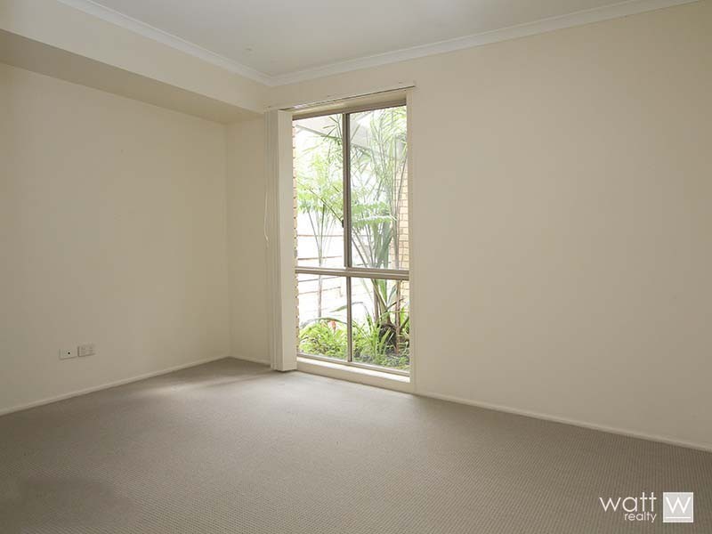 17 Daniel Drive, Albany Creek QLD 4035