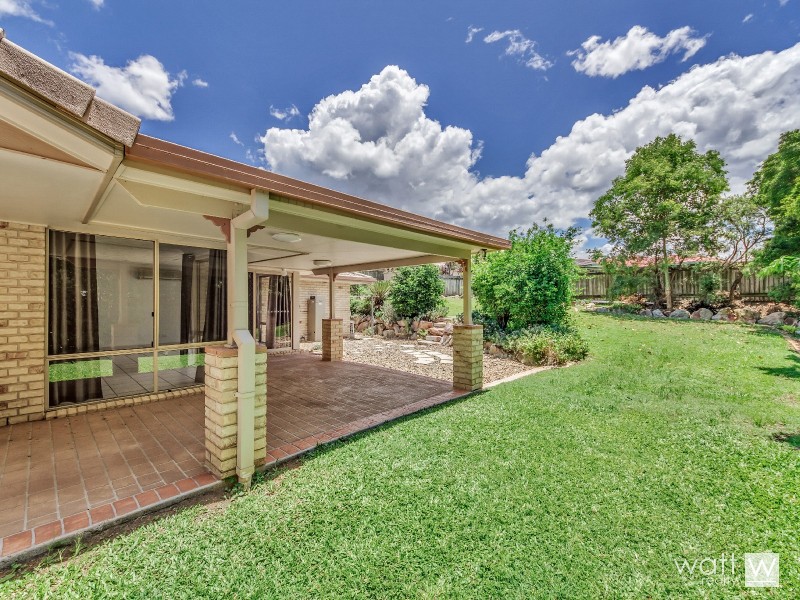 24 Queen Elizabeth Drive, Eatons Hill QLD 4037