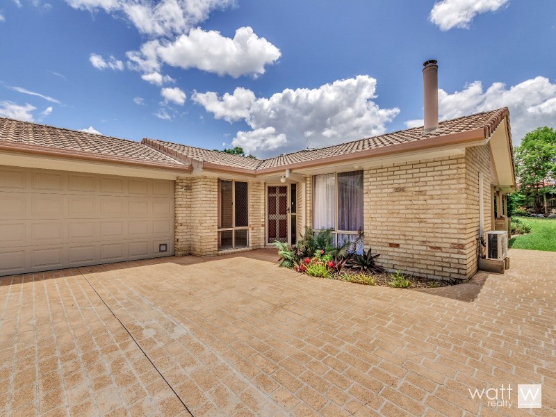 24 Queen Elizabeth Drive, Eatons Hill QLD 4037