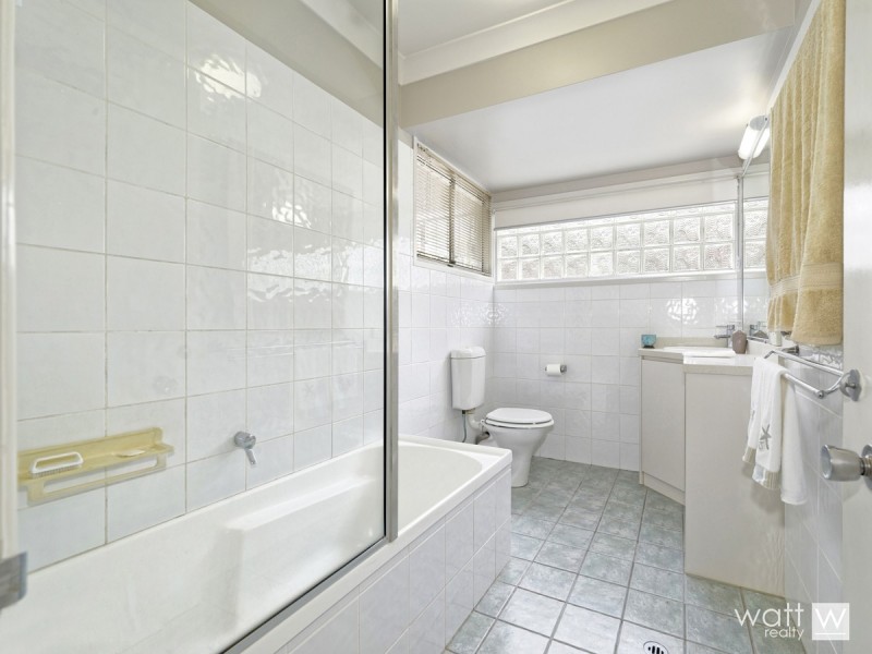 32 Chartwell Street, Aspley QLD 4034