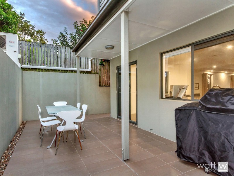 8 Rusden Street, Kelvin Grove QLD 4059