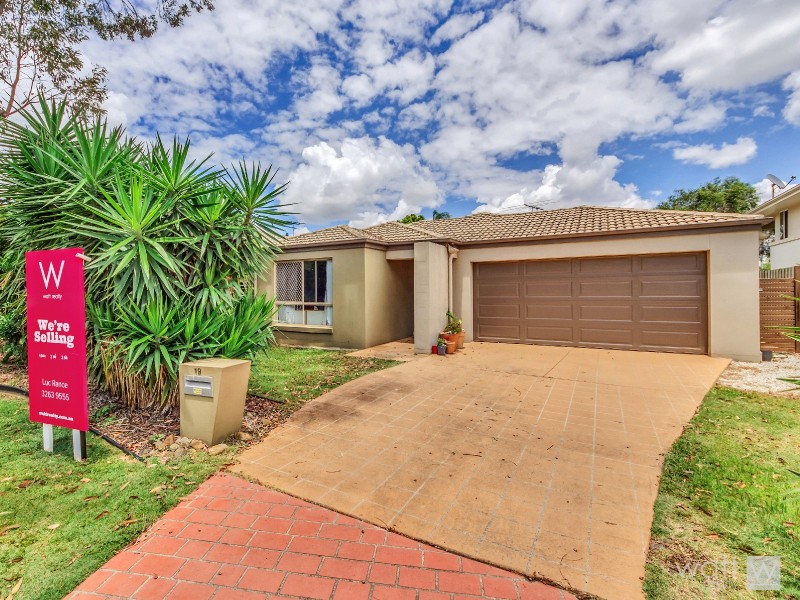 19 Carmody Close, Nudgee QLD 4014