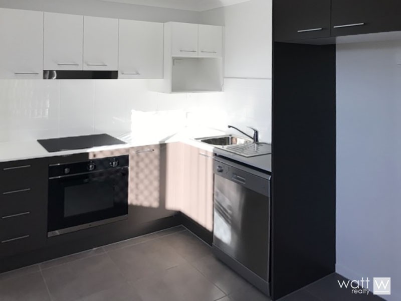 1/45 Jones Street, Rothwell QLD 4022