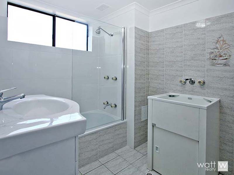 1/34 Rode Road, Wavell Heights QLD 4012