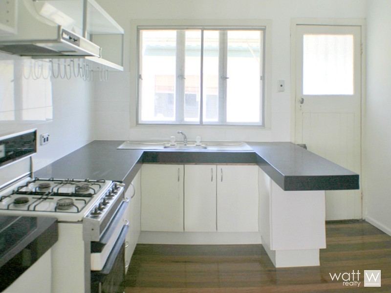 31 Lewis Street, Clayfield QLD 4011