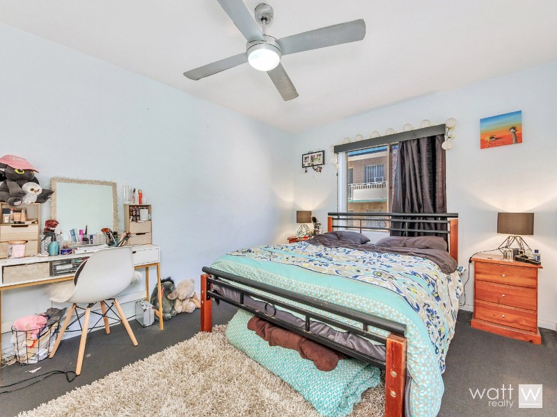 1/421 Sandgate Road, Albion QLD 4010