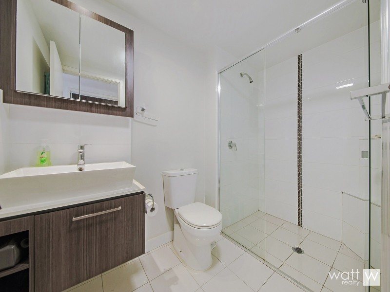 1/12 Barramul Street, Bulimba QLD 4171