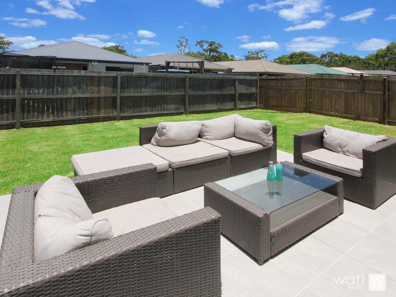 2/45 Jones Street, Rothwell QLD 4022