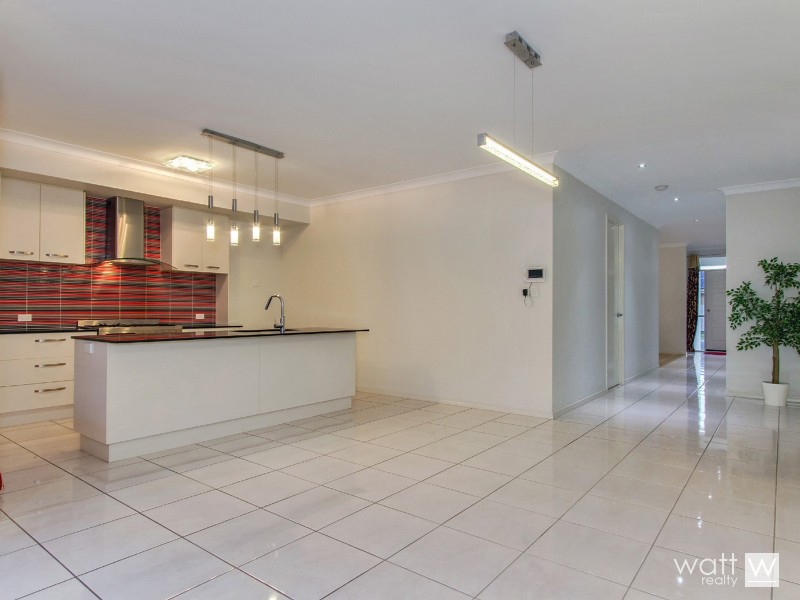 56 Somerset Drive, Carseldine QLD 4034