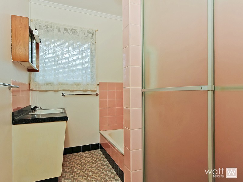 75 Lucan Avenue, Aspley QLD 4034