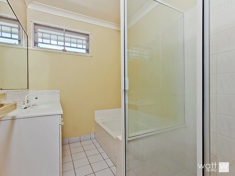 35 Hutton Road, Aspley QLD 4034