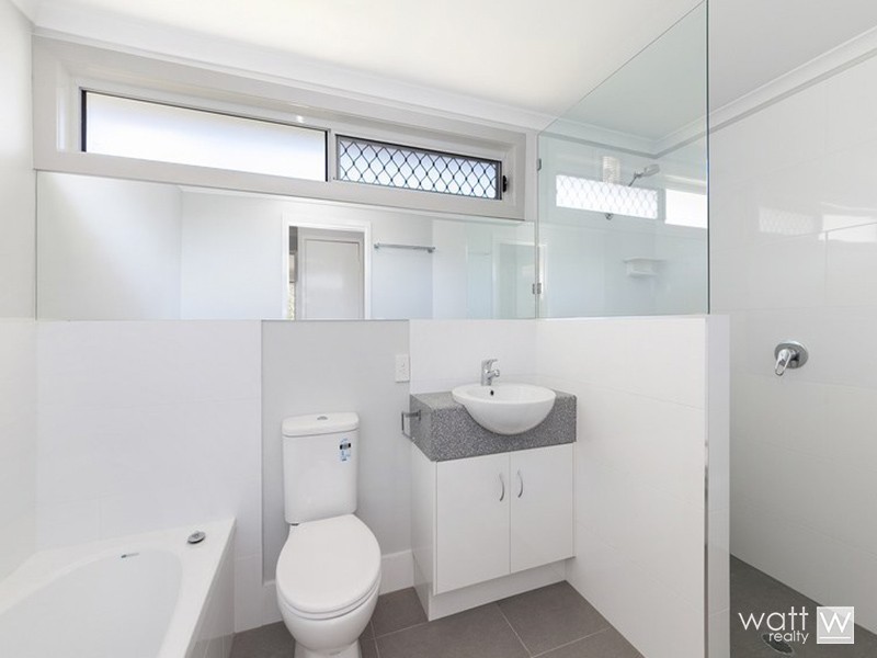 30 Hutton Road, Aspley QLD 4034