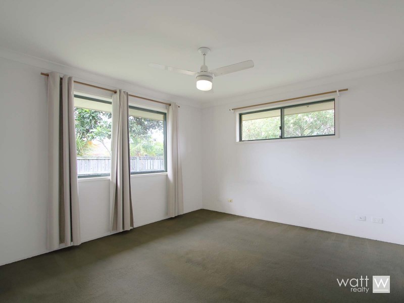 16 Silkyoak Circuit, Fitzgibbon QLD 4018