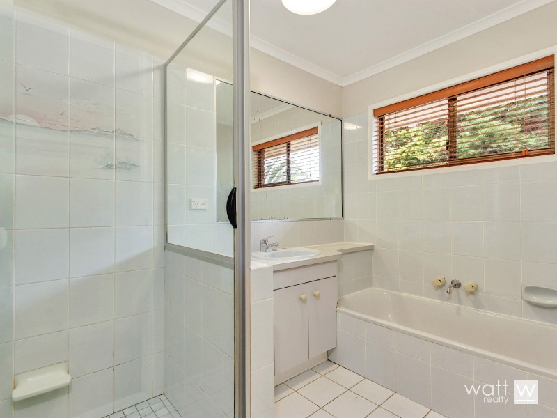 1 Hawera Court, Aspley QLD 4034