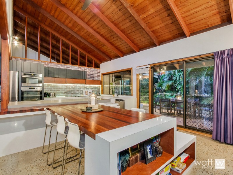 21 Hutton Road, Aspley QLD 4034