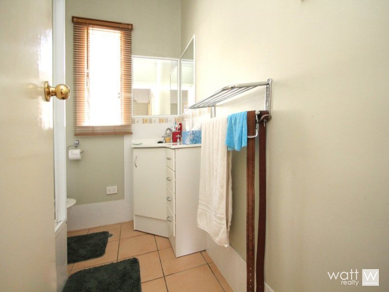 83 Pechey Street, Chermside QLD 4032