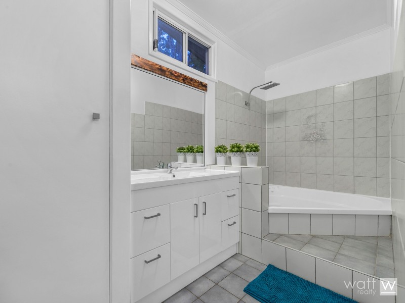 15 Summerfield Street, Aspley QLD 4034