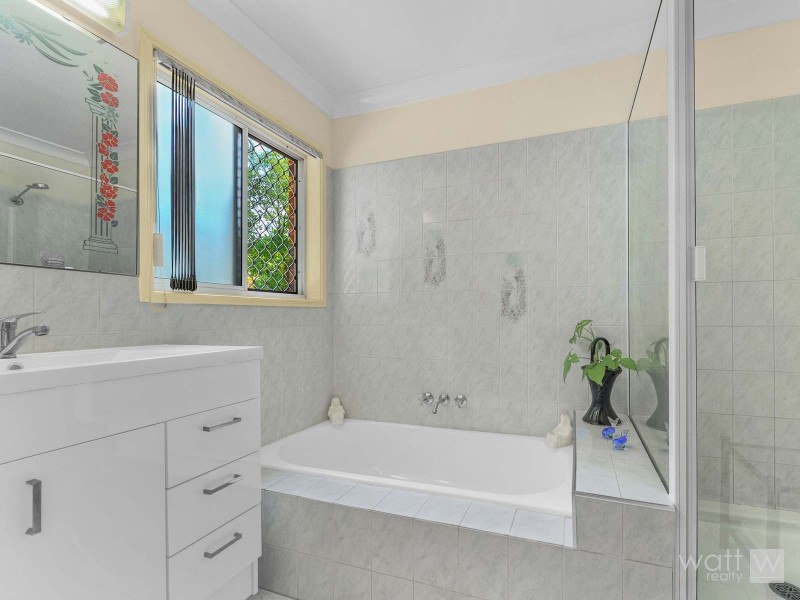 24 Riesling Street, Carseldine QLD 4034