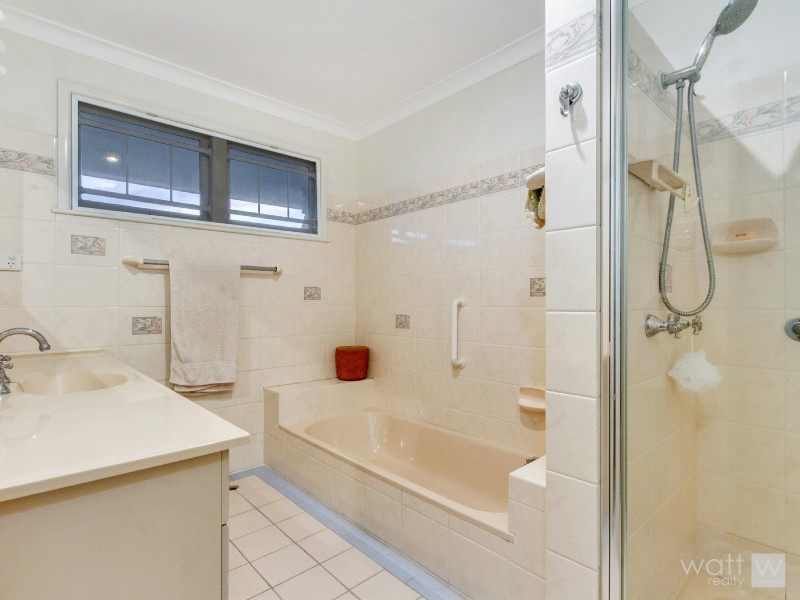 7 Chartwell Street, Aspley QLD 4034