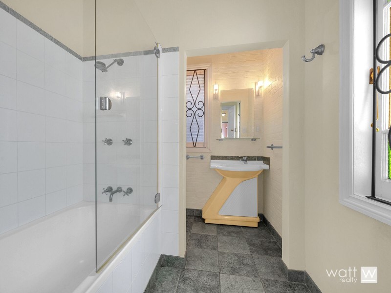 2/116 Merthyr Road, New Farm QLD 4005