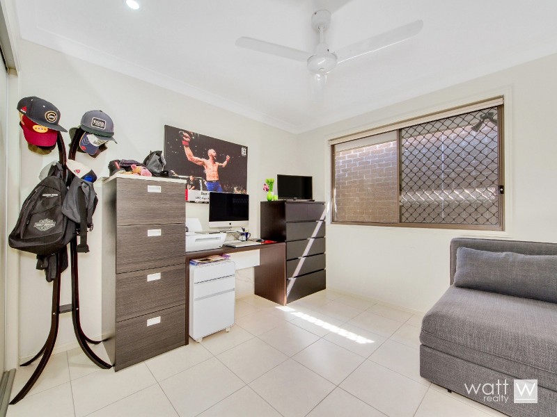 22 Watarrka Avenue, Fitzgibbon QLD 4018