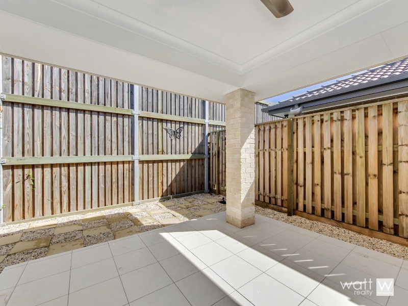 22 Watarrka Avenue, Fitzgibbon QLD 4018