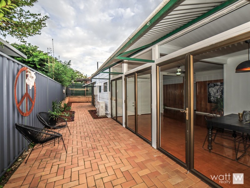2 Chartwell Street, Aspley QLD 4034