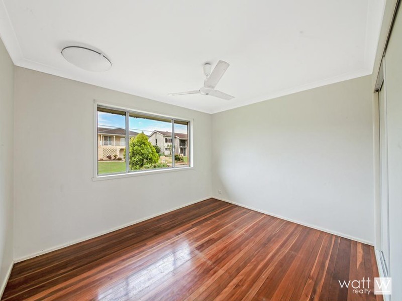 11 Leeside Street, Aspley QLD 4034