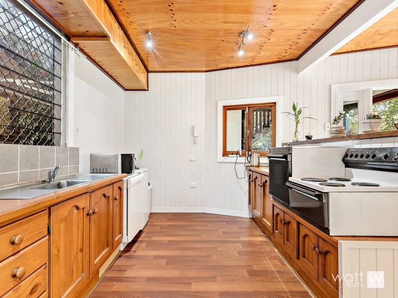 90 Nearra Street, Deagon QLD 4017