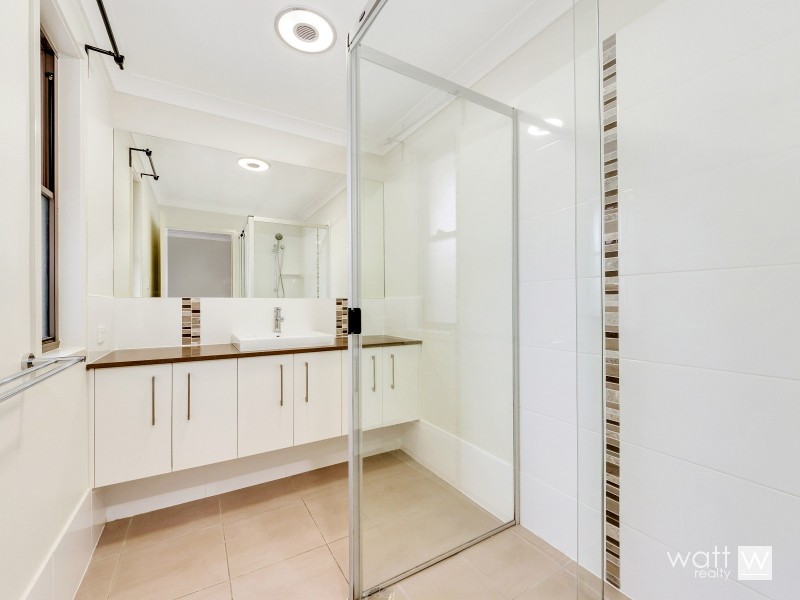 30 Windjana Crescent, Fitzgibbon QLD 4018