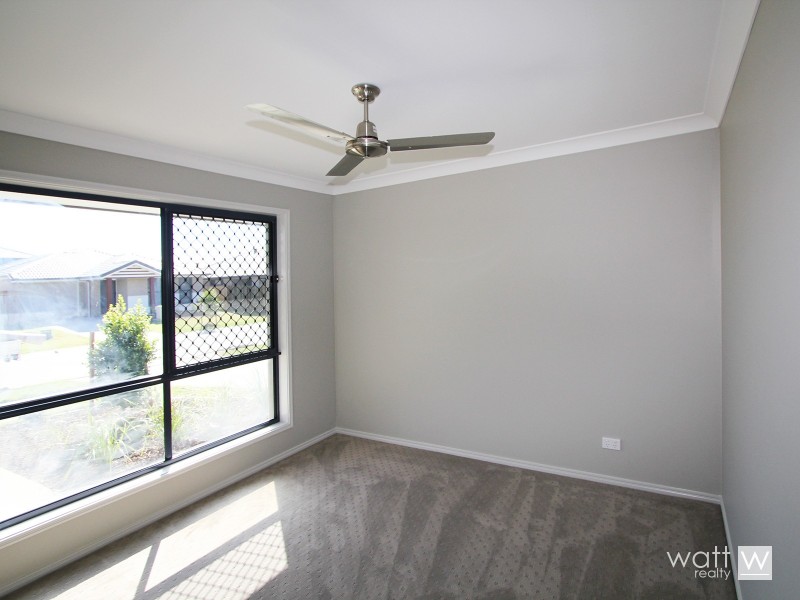 9 Ravenbourne Street, Fitzgibbon QLD 4018