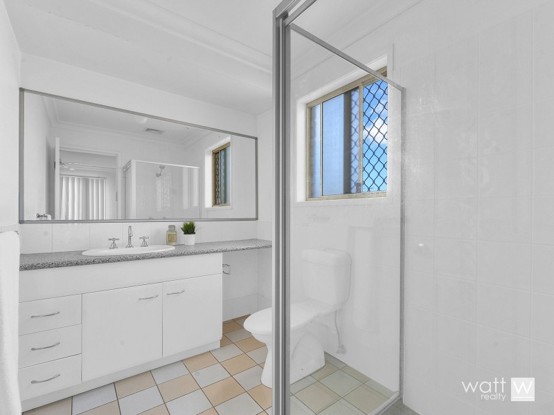 17 Oaktree Place, Bracken Ridge QLD 4017