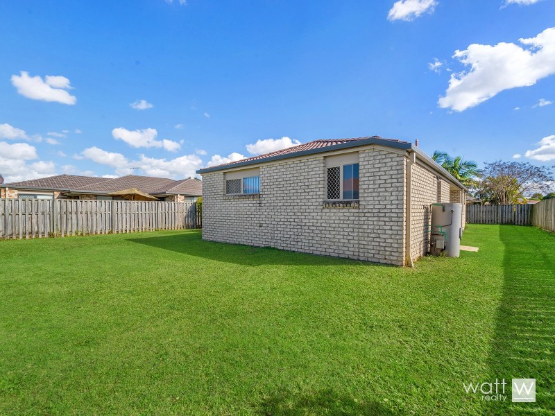 17 Oaktree Place, Bracken Ridge QLD 4017