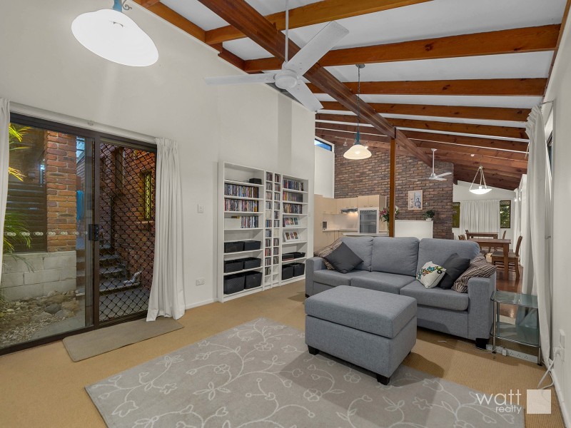 22 Poitier Street, Mcdowall QLD 4053