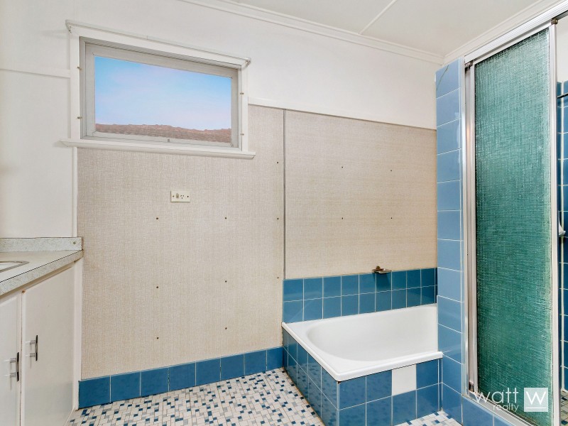 60 Chingford Street, Chermside West QLD 4032