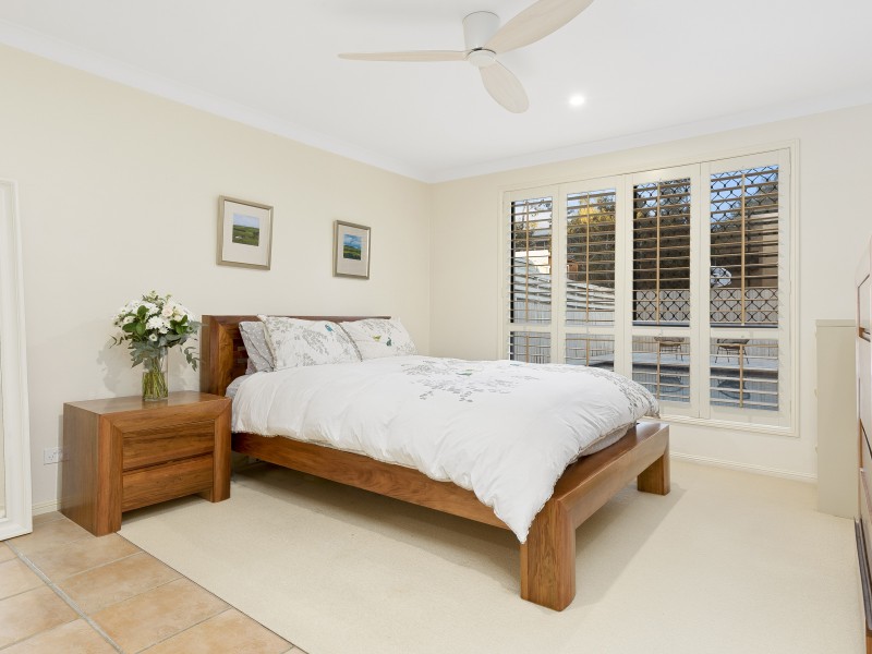 27 Killarney Place, Chermside West QLD 4032