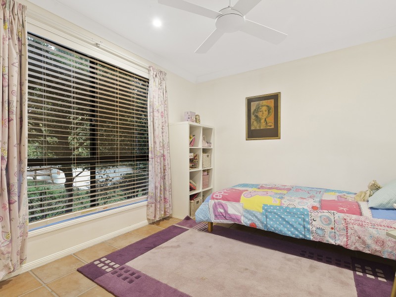 27 Killarney Place, Chermside West QLD 4032