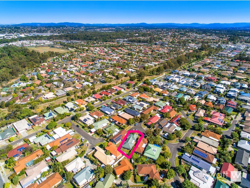 8 Camphor Laurel Close, Fitzgibbon QLD 4018