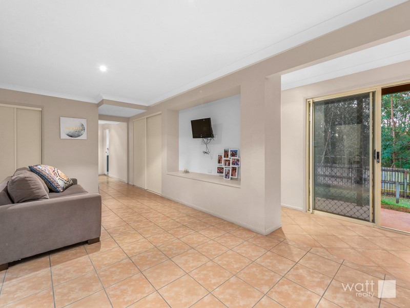 22 Ophelia Crescent, Eatons Hill QLD 4037