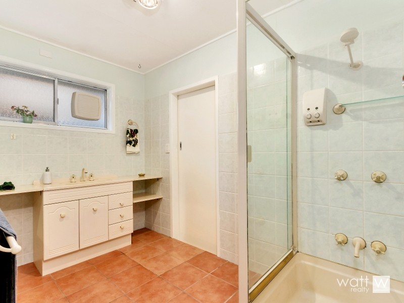 15 Cuthbert Street, Aspley QLD 4034