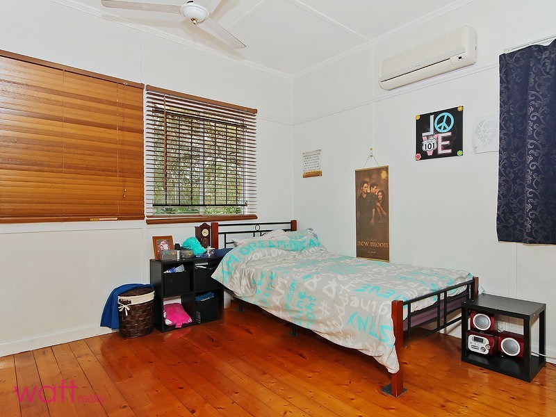 68 Crowley Street, Zillmere QLD 4034