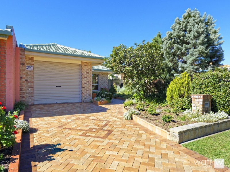 14 Garney Street, Redcliffe QLD 4020