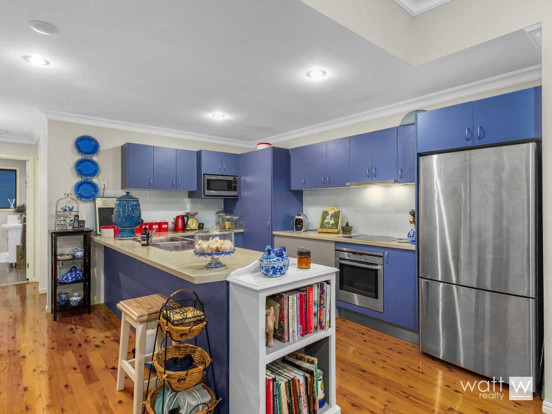 176 Saraband Drive, Eatons Hill QLD 4037