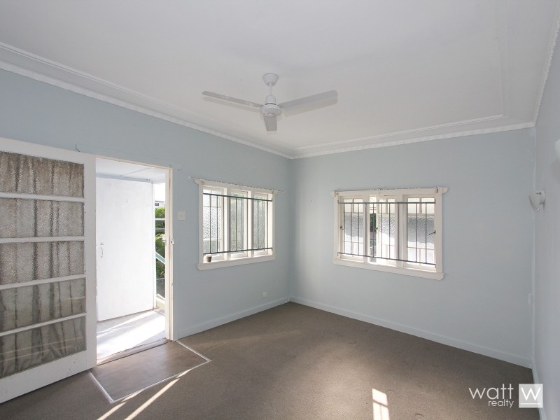 29 Hilltop Avenue, Chermside QLD 4032