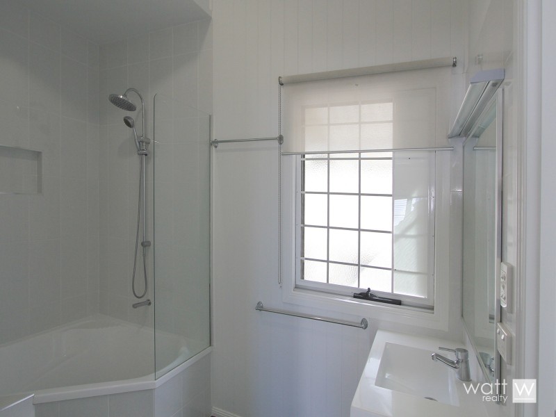 27 Wakefield Street, Sandgate QLD 4017