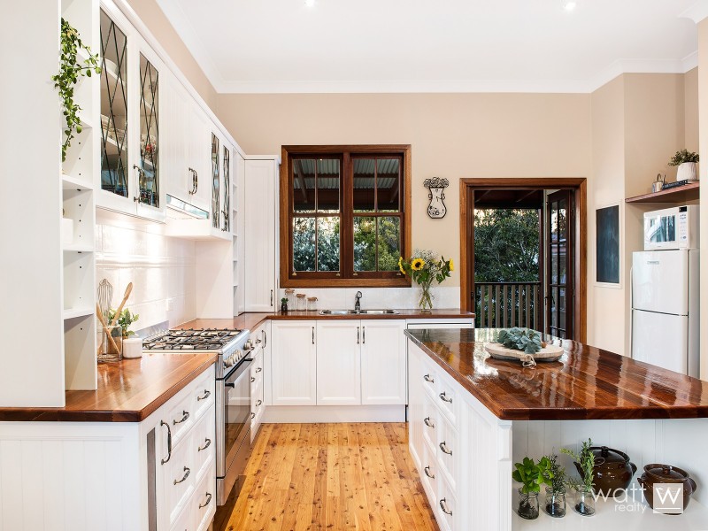 55 Clayton Street, Sandgate QLD 4017