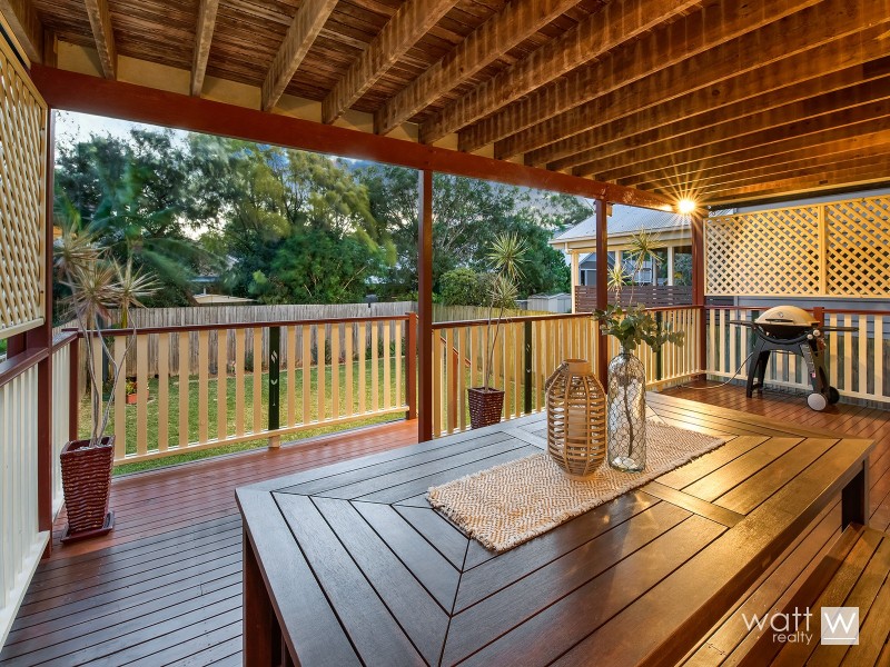 55 Clayton Street, Sandgate QLD 4017