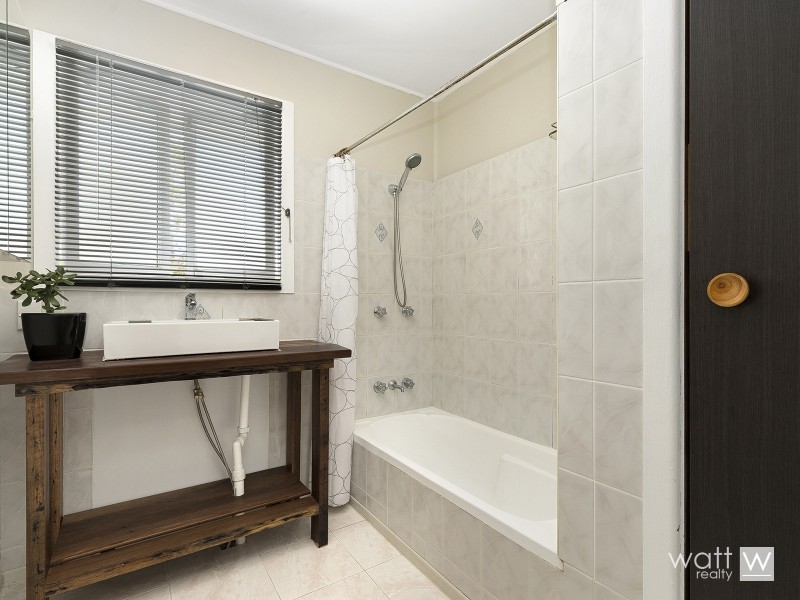 30 Sunnybrook Street, Brighton QLD 4017