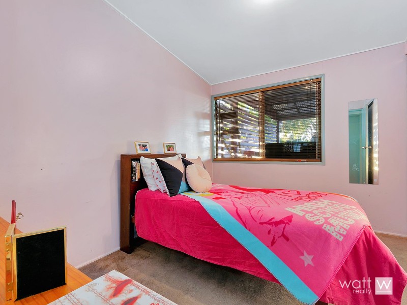 908 South Pine Road, Everton Park QLD 4053