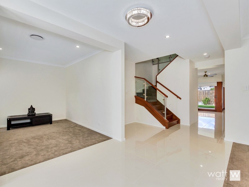 6 Sorbello Street, Bridgeman Downs QLD 4035